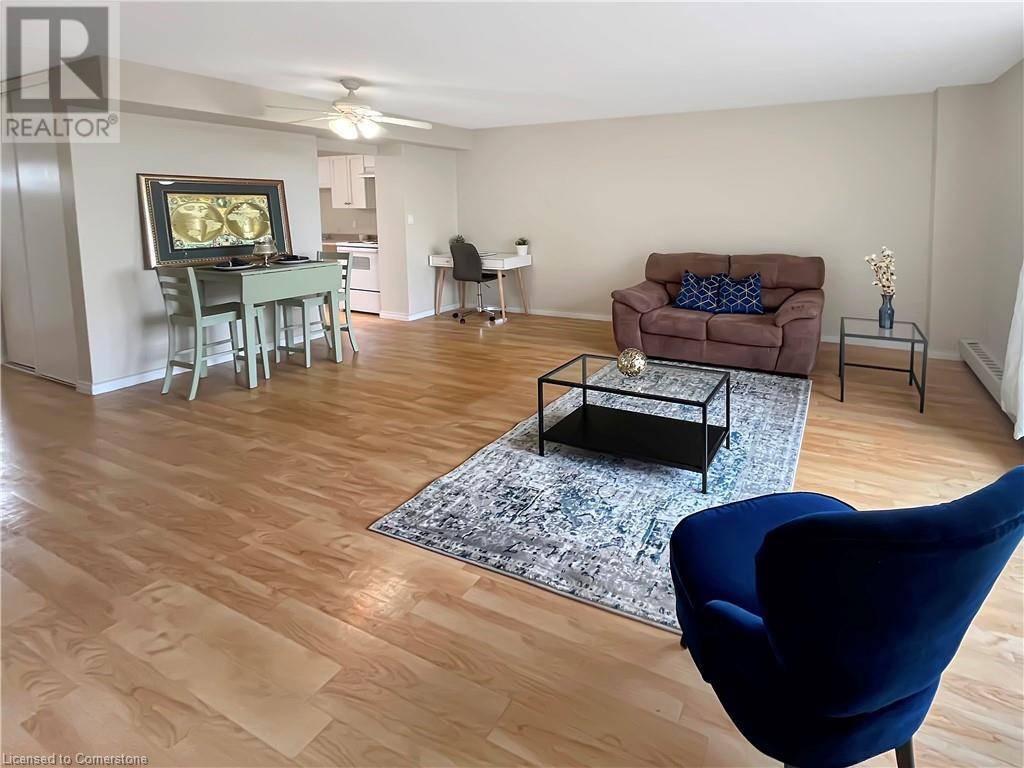 Hamilton, ON L8K5N2,350 QUIGLEY RD #712