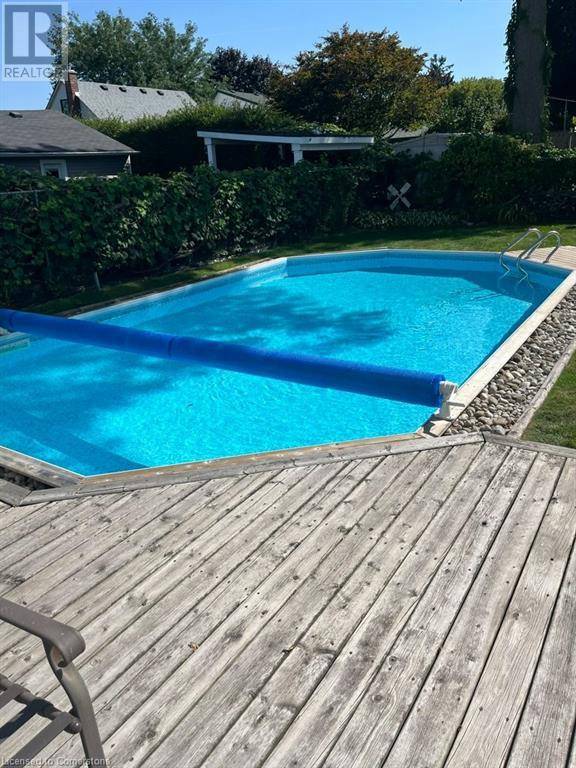 Grimsby, ON L3M2G1,1 TUPPER Boulevard