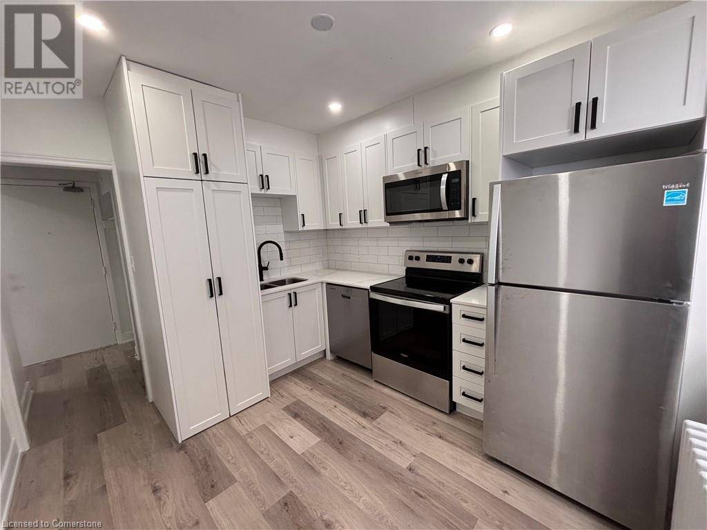 Hamilton, ON L8V3X5,1 EAST 35TH ST #2