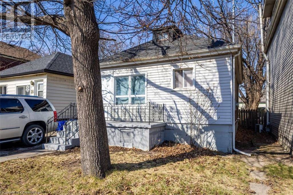 Hamilton, ON L8L3Z3,31 BIGGAR Avenue