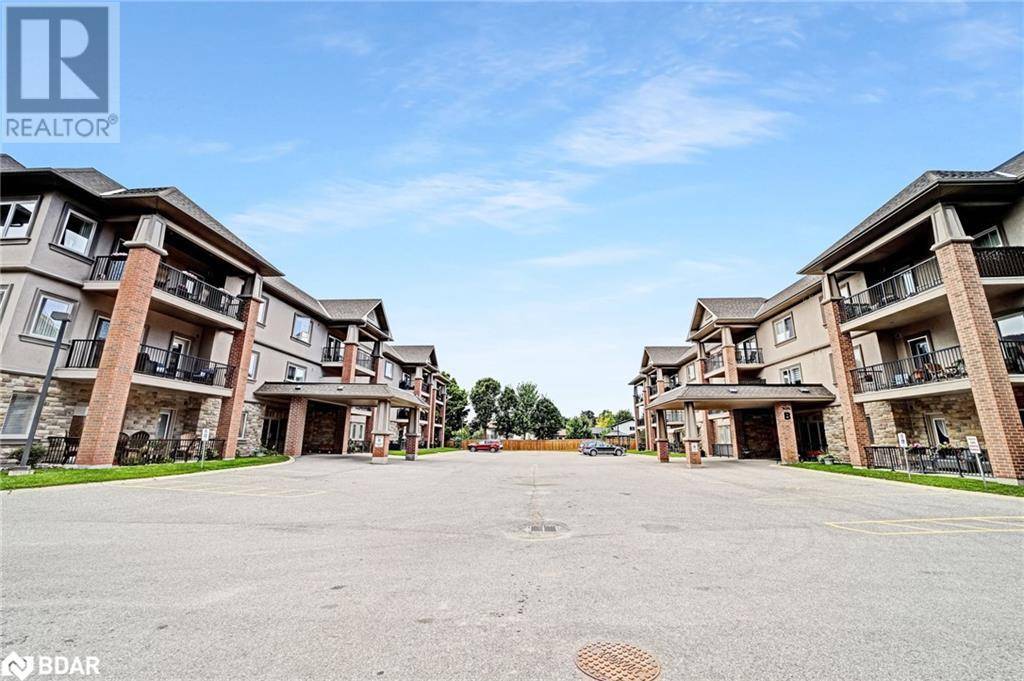 Springwater, ON L0L1P0,19 YONGE ST North #103