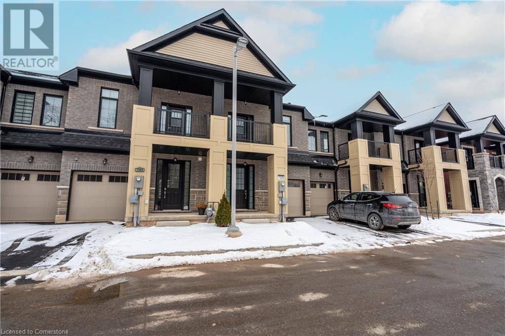 Niagara Falls, ON L2G3L9,7328 SANDY RIDGE Common Unit# 4