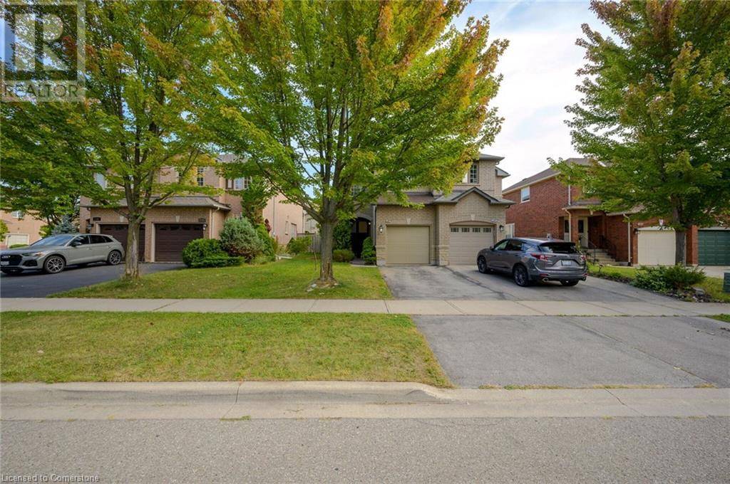 Oakville, ON L6M3X2,2189 SHORNCLIFFE Boulevard