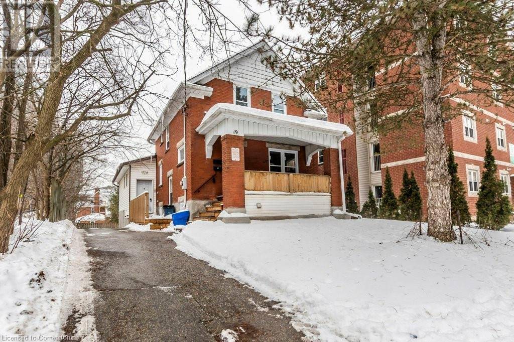 Waterloo, ON N2L3B3,19 BRICKER Avenue