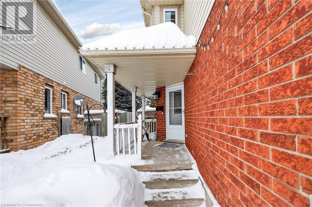 Kitchener, ON N2E3P8,98 BUSH CLOVER Crescent