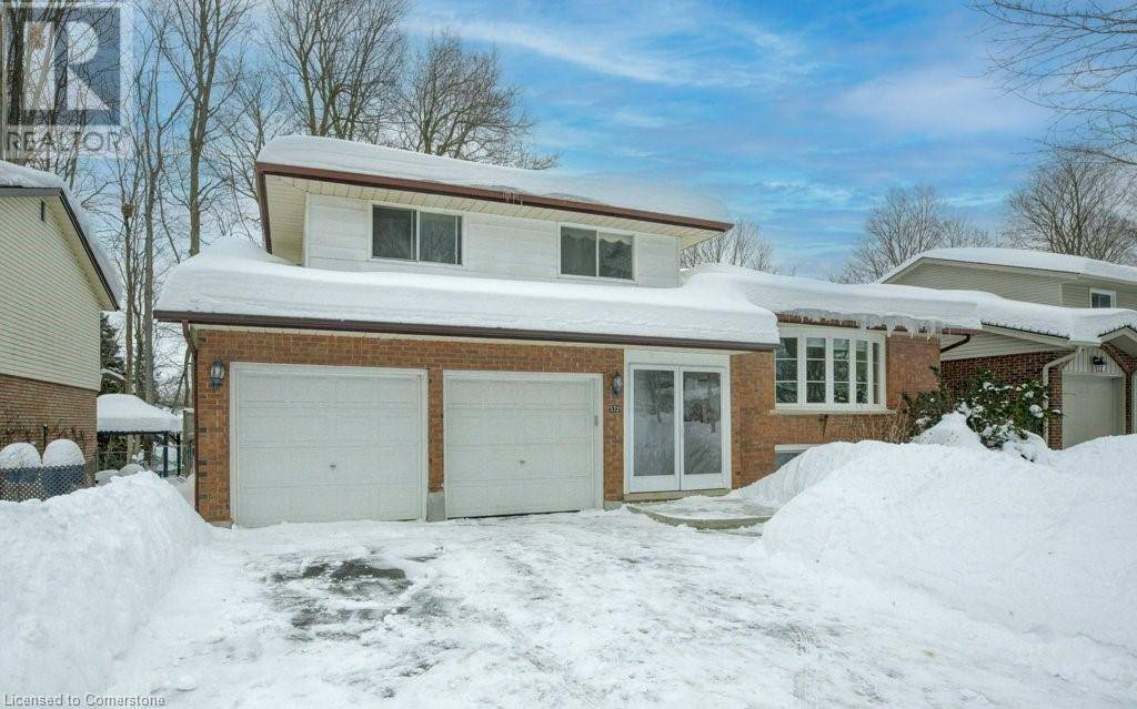 Waterloo, ON N2L5P6,572 CANEWOOD Crescent