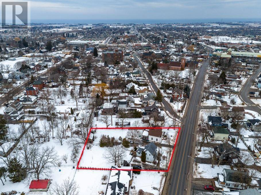 Beamsville, ON L0R1B0,4216 MOUNTAIN Street