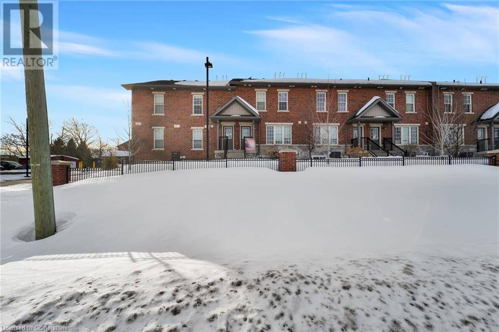 Barrie, ON L4M7C2,252 PENETANGUISHENE RD #14