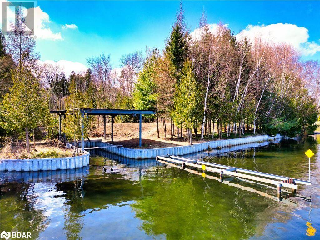 Oro-medonte, ON L3V0R9,9 BEACH Road