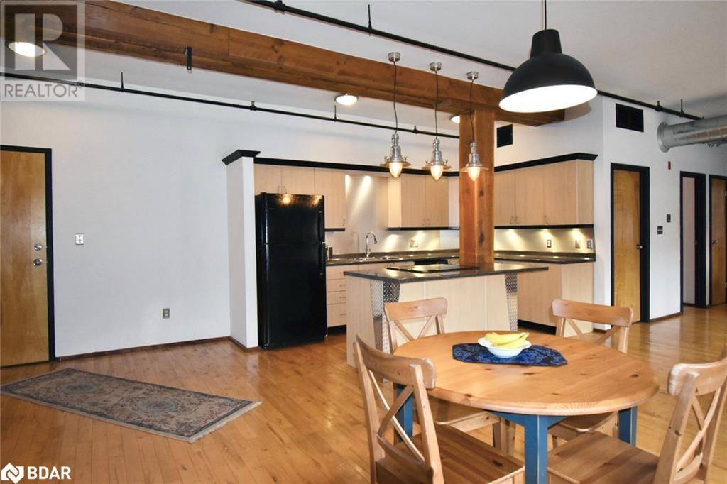 Hamilton, ON L8P4C8,36 MARGARET ST #24