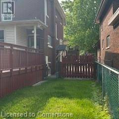 Hamilton, ON L8S4A7,157 HADDON Avenue N