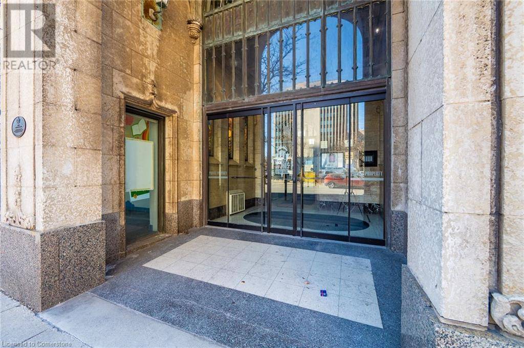 Hamilton, ON L8P4W4,36 JAMES ST South #1506