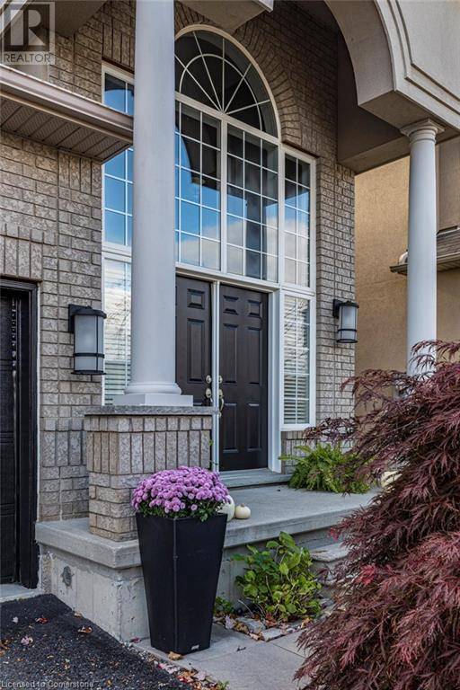 Ancaster, ON L9K0A4,38 RAYMOND Road