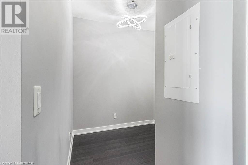 Burlington, ON L7L0J6,5240 DUNDAS ST #B414