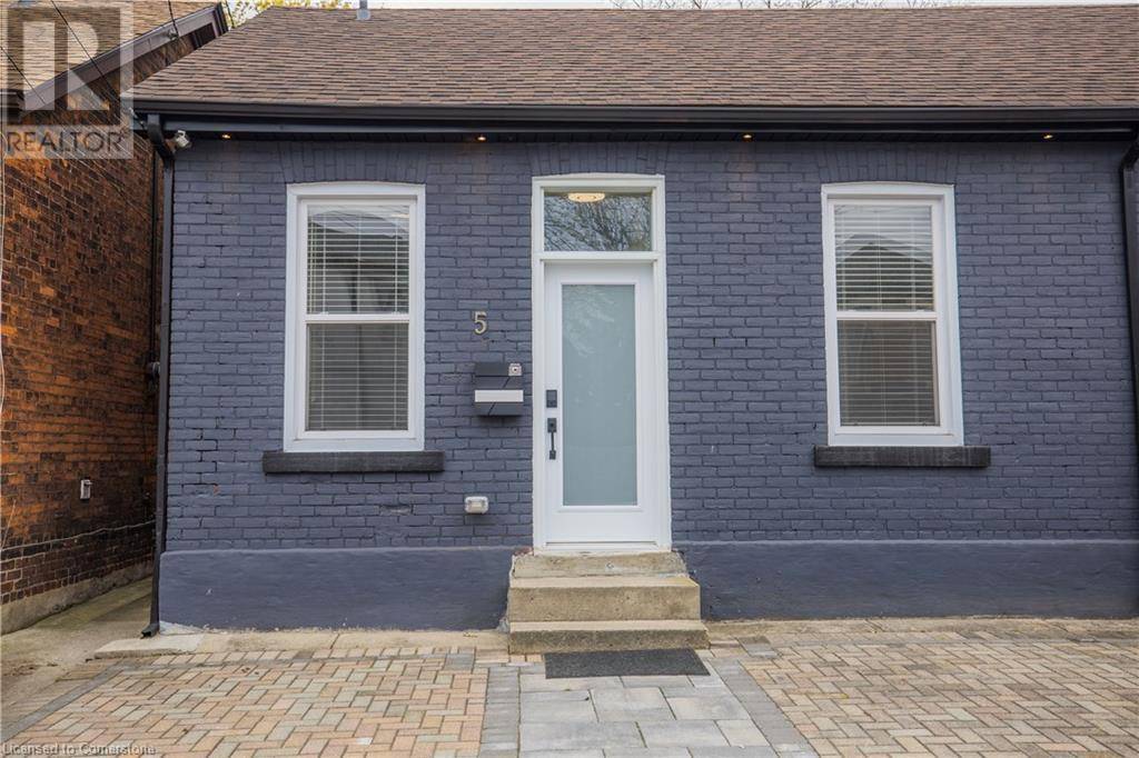 Hamilton, ON L8R1W3,5 FLORENCE Street