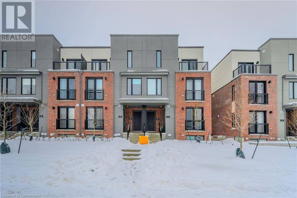 Waterloo, ON N2J0J1,99 ROGER ST #11