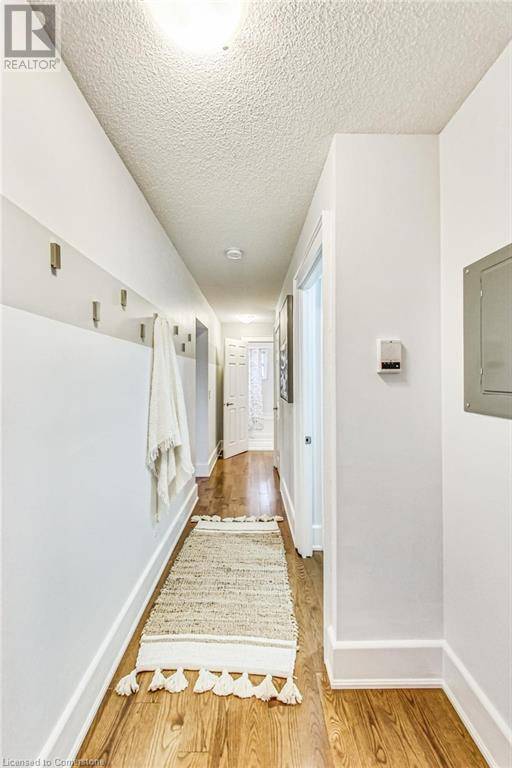 Hamilton, ON L8N2G8,21 MOUNTWOOD AVE #7