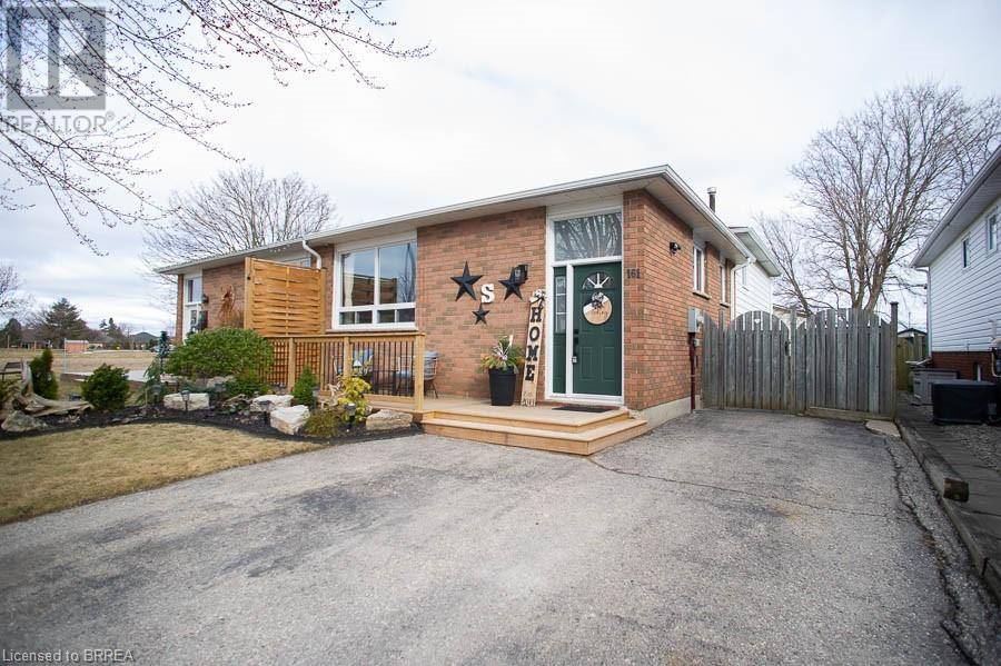 Paris, ON N3L4A6,161 ASPEN Street