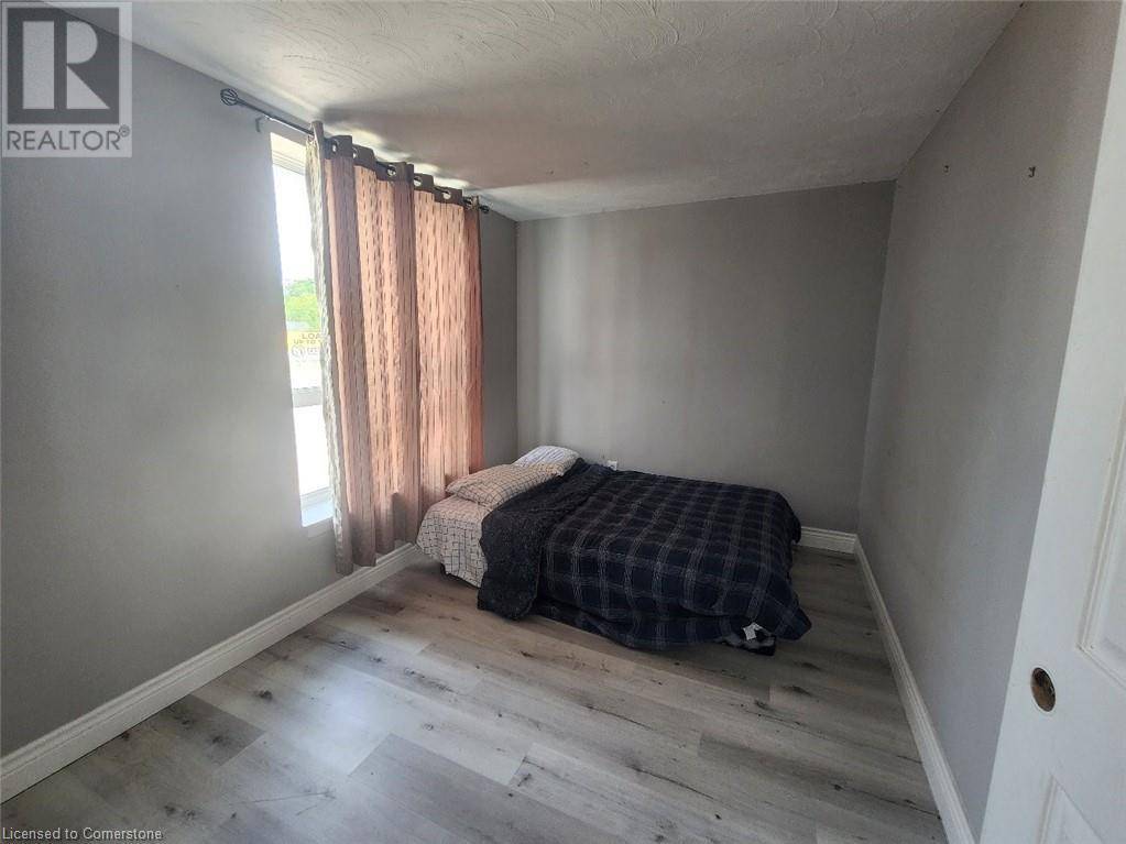London, ON N5W2B5,1085 BRYDGES Street