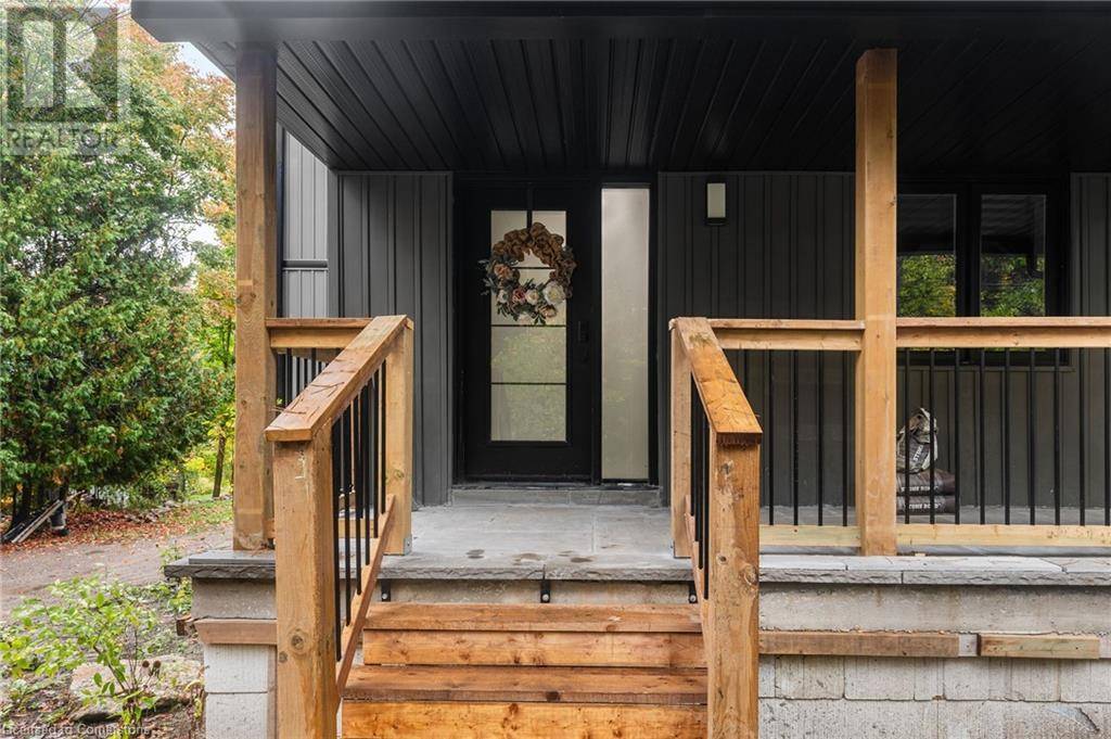 South Algonquin, ON K0J2M0,127 PARADISE Road