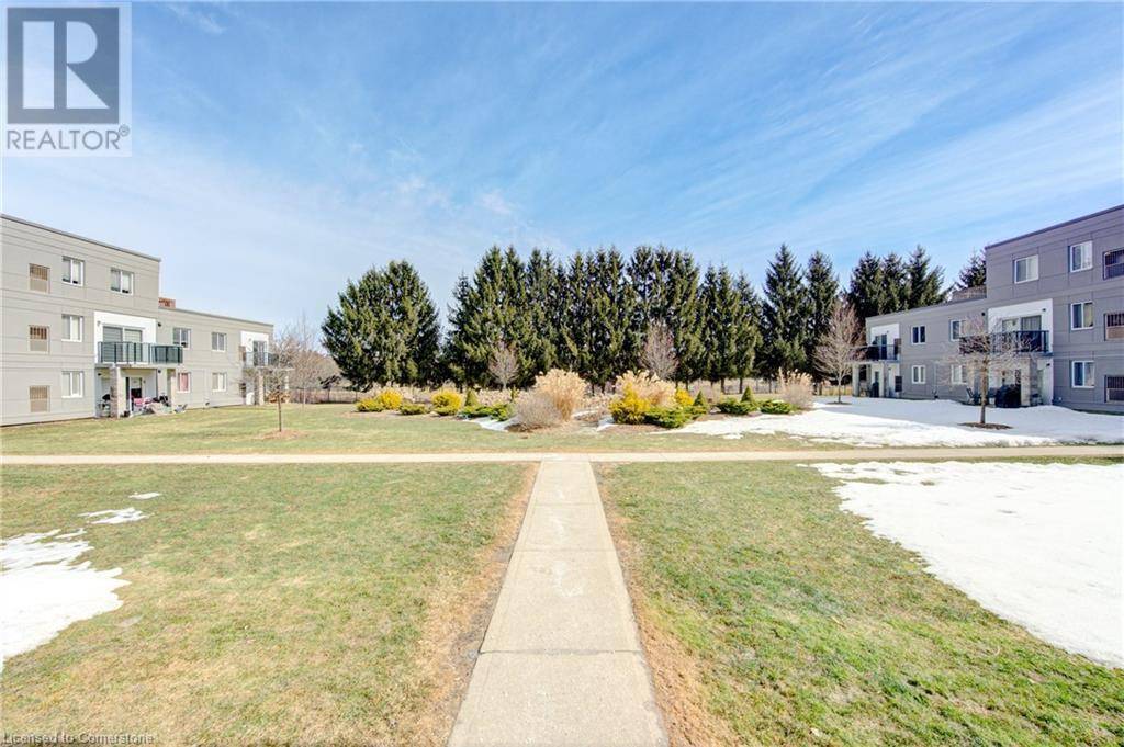 Woodstock, ON N4V1A9,159 FERGUSON DR #204