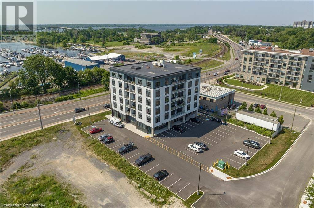 Belleville, ON K8P1A1,2 DUNDAS ST West #605