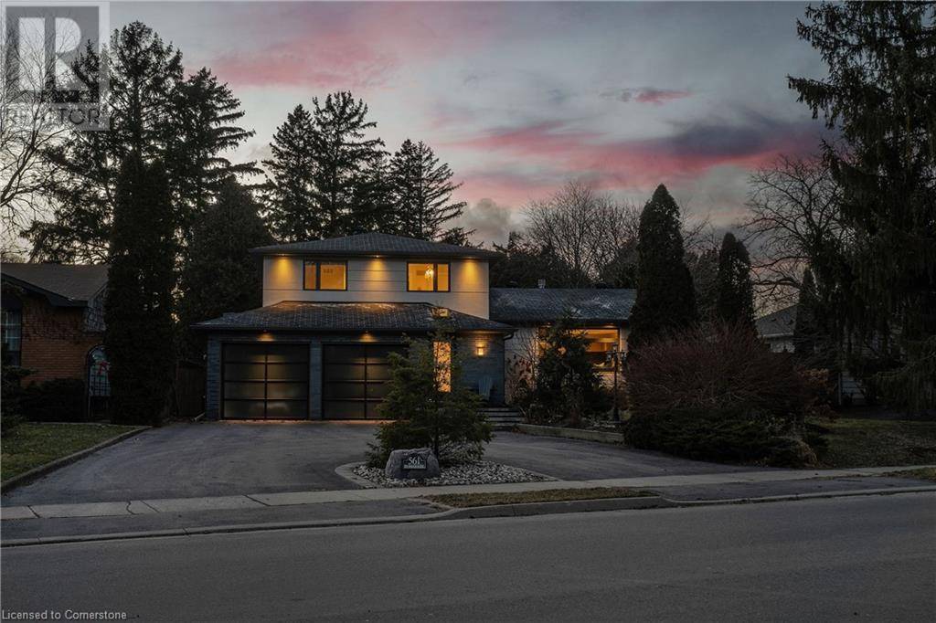 Oakville, ON L6K1L2,561 REBECCA Street