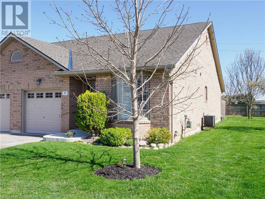 Port Dover, ON N0A1N7,19 SOMERSET DR #17