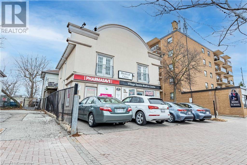 Mississauga, ON L5M1X3,10 MAIN Street