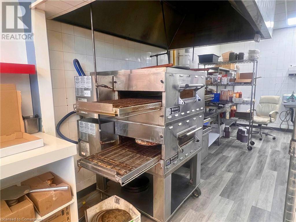 St. Catharines, ON L2T2L3,350 SCOTT ST #106