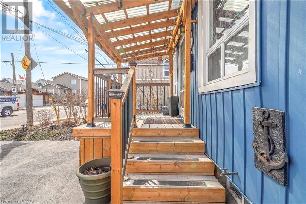 Hamilton, ON L8L7E4,59 EAST BEND Avenue N