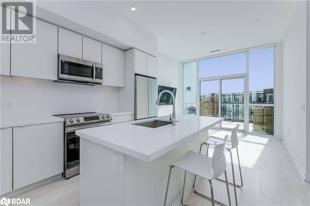 Innisfil, ON L9S0R5,415 SEA RAY AVE #402