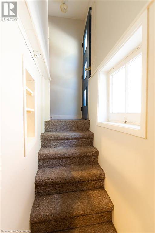 Burlington, ON L7S1H7,1439 CAROLINE ST #Basement