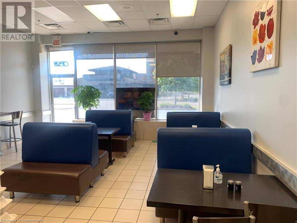 Waterloo, ON N2L6A1,36 NORTHFIELD DR East #11