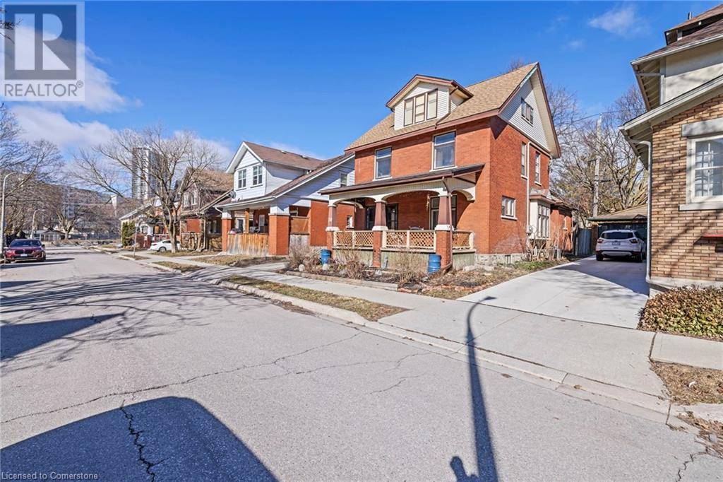 Kitchener, ON N2H2V4,30 HOHNER Avenue