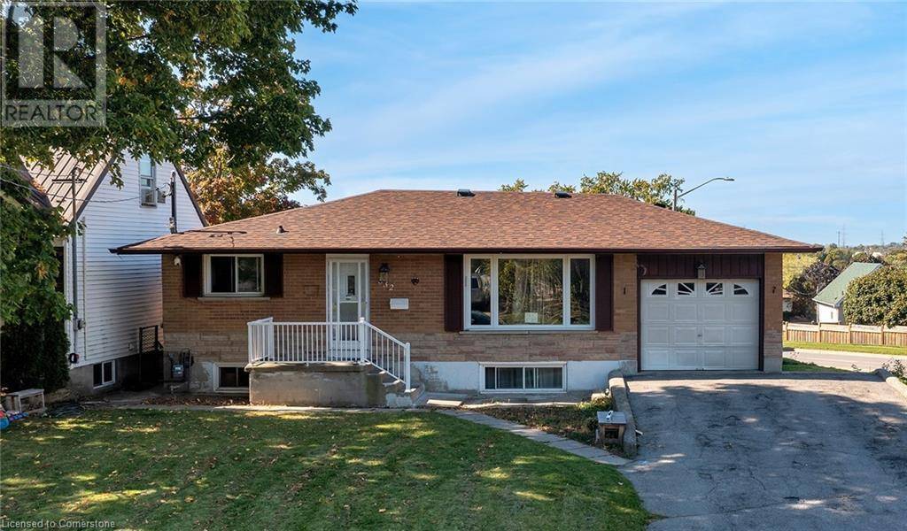 Oshawa, ON L1J4S9,532 MONTRAVE Avenue