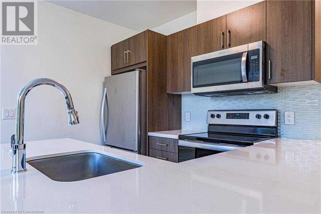 Hamilton, ON L8N0B2,455 CHARLTON AVE East #208