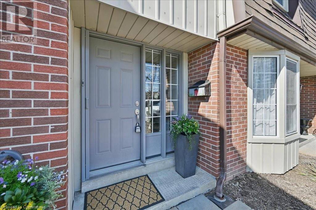 Burlington, ON L7N3K1,3031 GLENCREST RD #54