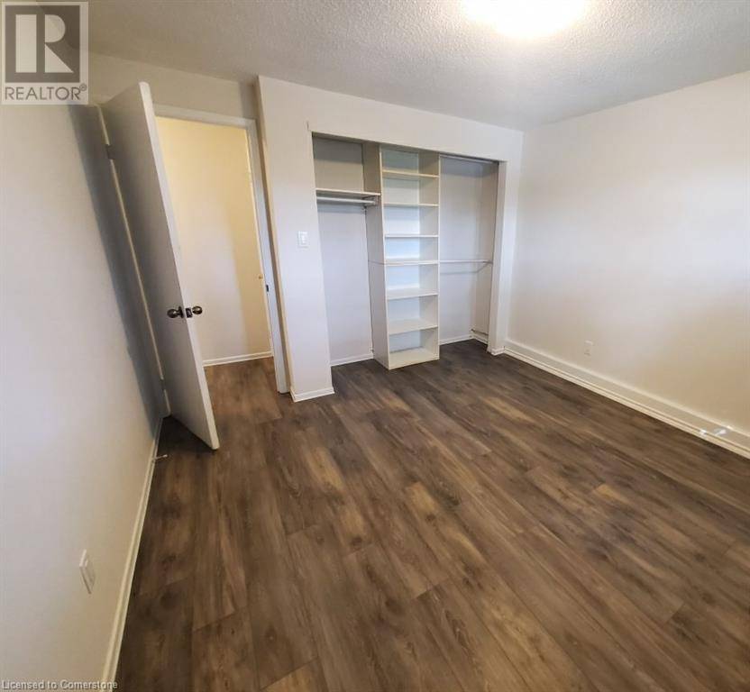 Waterloo, ON N2L3V5,649 ALBERT ST #2