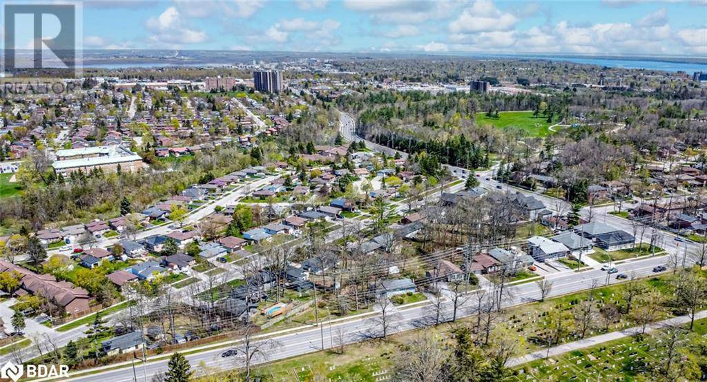Barrie, ON L4N5M7,315 ANNE Street N