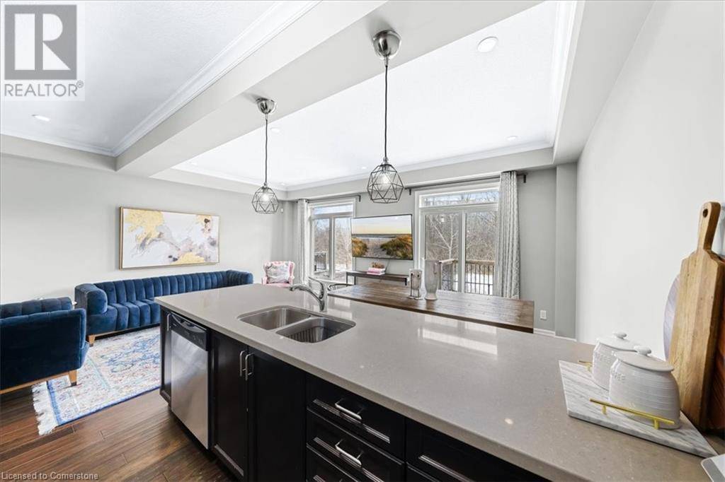 Stoney Creek, ON L8E0J3,75 SOUTHSHORE Crescent