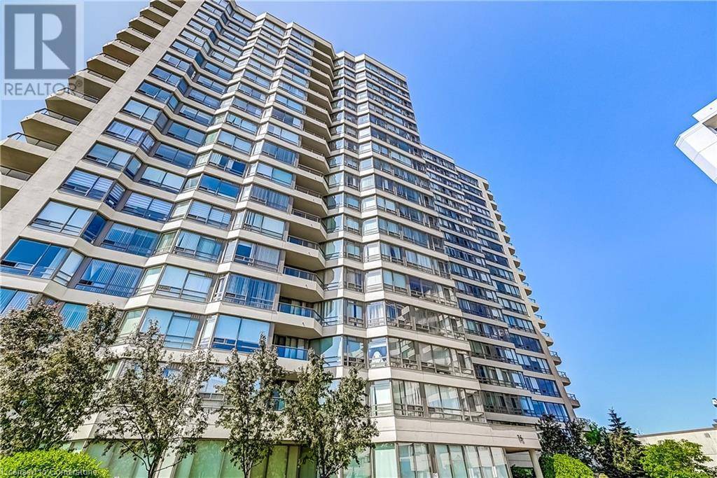 Mississauga, ON L5A4G5,75 KING ST East #1105
