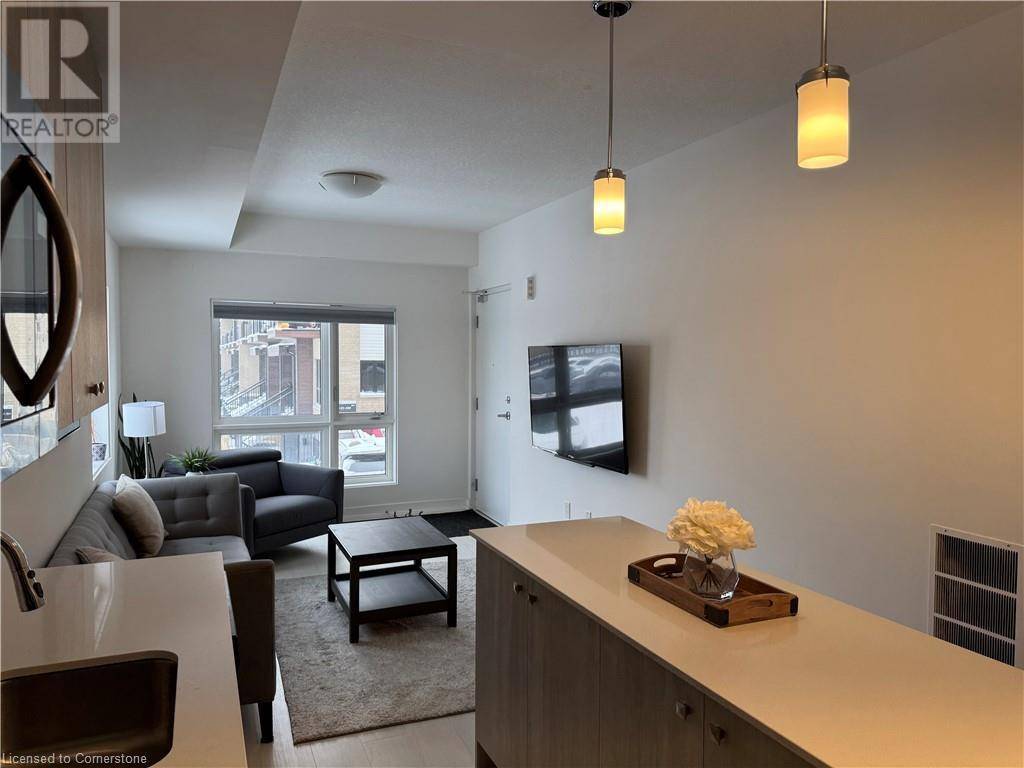 Kitchener, ON N2E0J3,10 PALACE ST #B10