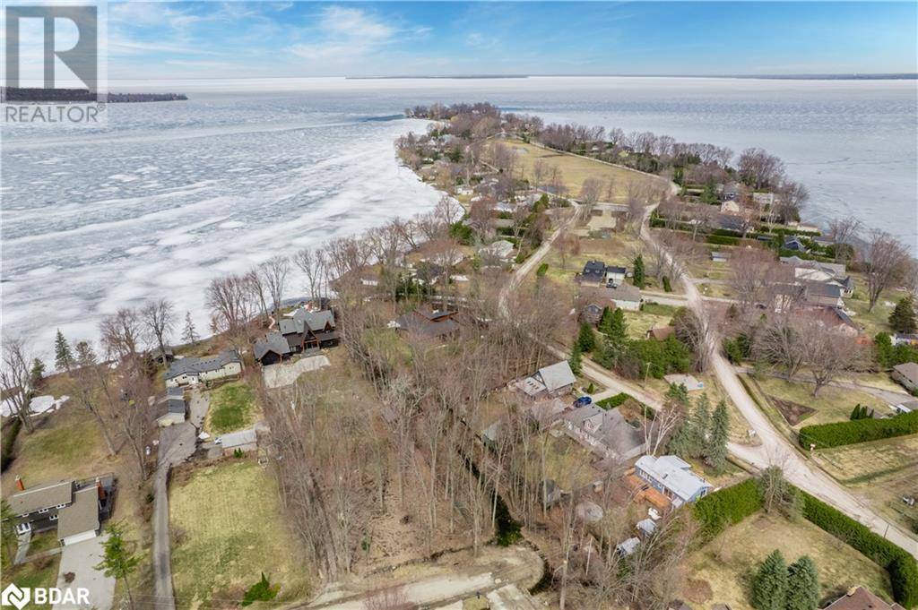 Pefferlaw, ON L0E1N0,178 MOORES BEACH ROAD Road