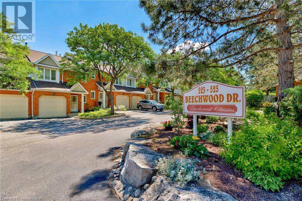 Waterloo, ON N2T2G7,523 BEECHWOOD DR #4