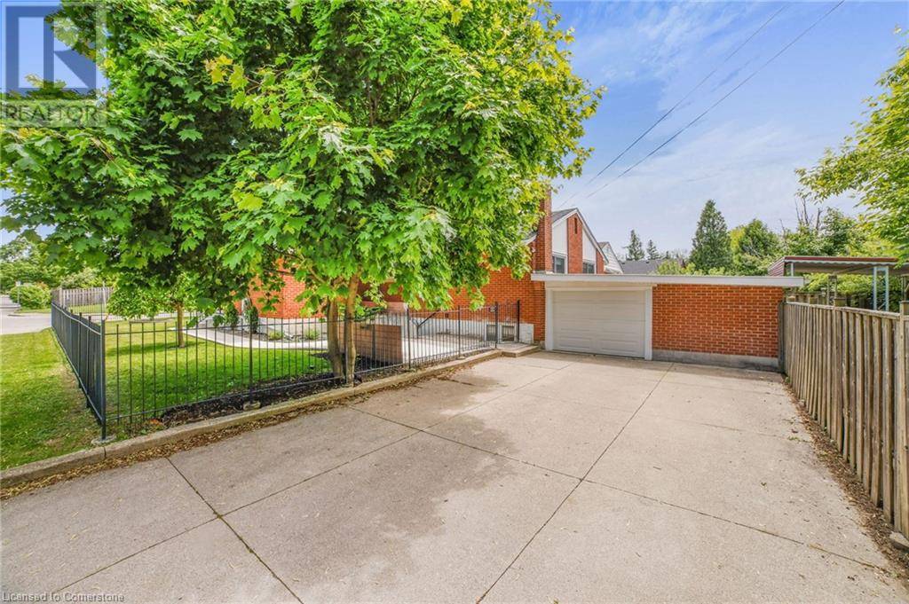 Hamilton, ON L9C5G4,250 WEST 31ST ST #Unit B