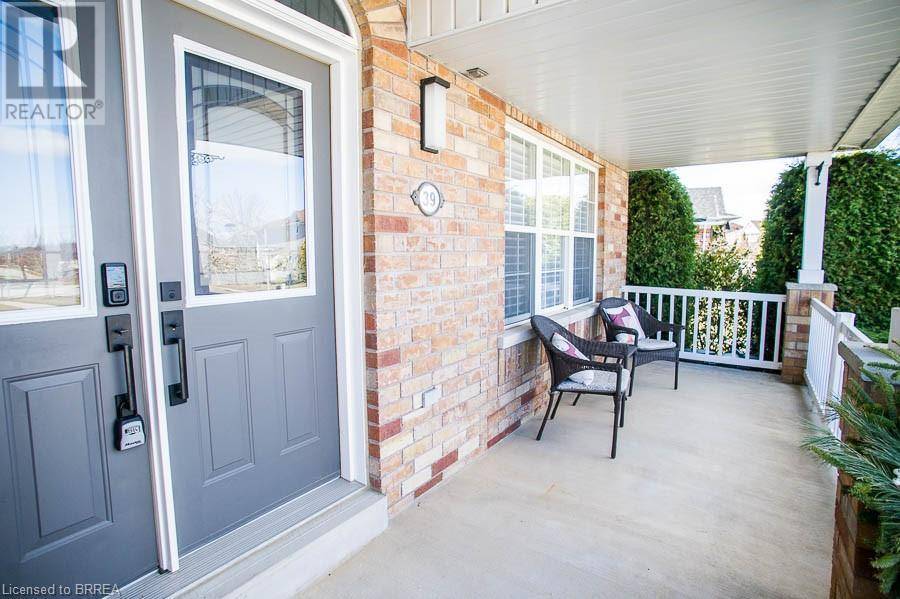 Brantford, ON N3T6S3,39 HUNTER Way
