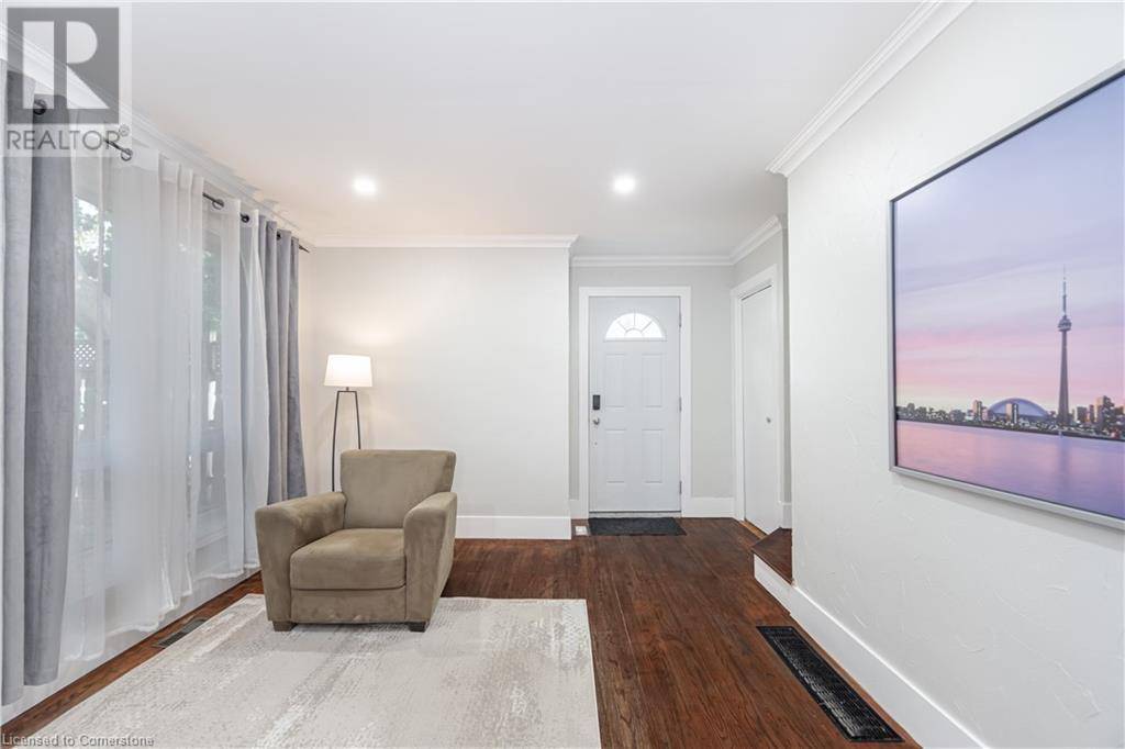 Burlington, ON L7P2M2,1116 HOMEWOOD DR #1