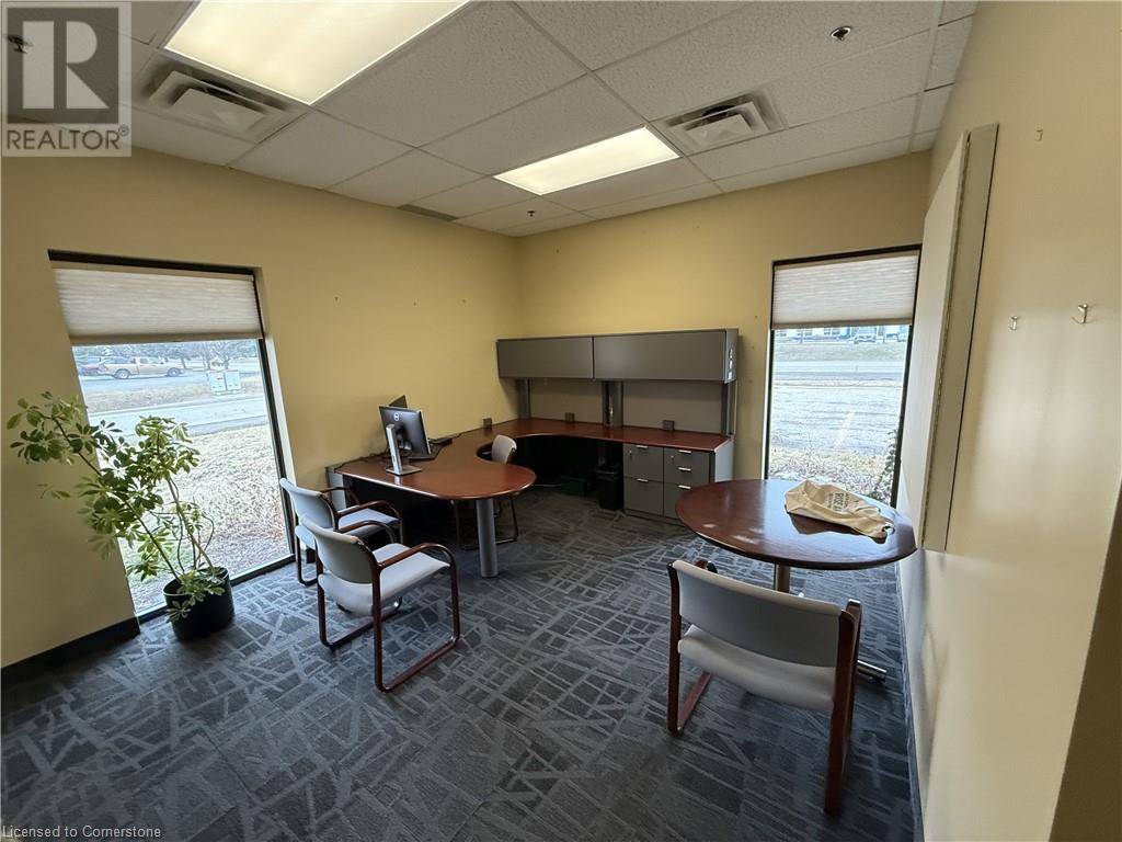Cambridge, ON N1R7J3,1720 BISHOP ST North #1