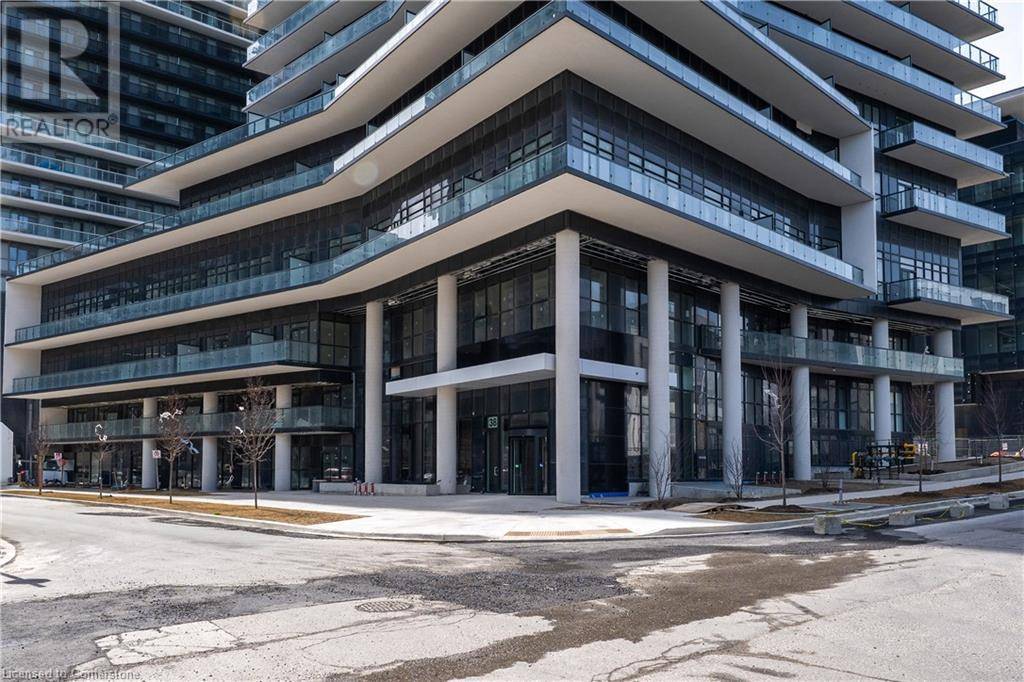 Toronto, ON M8V0A8,38 ANNIE CRAIG DR #1511